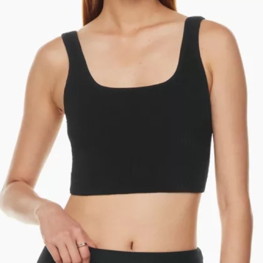 Aritzia Babaton Sculpt Knit Tank